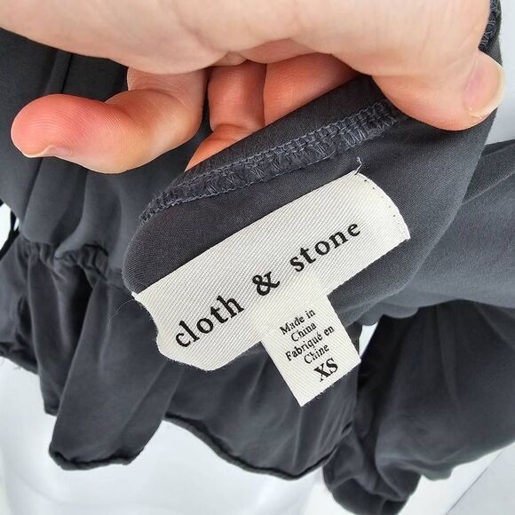 Cloth & Stone Luxe Satin One Shoulder Top Green XS - Picture 5 of 7